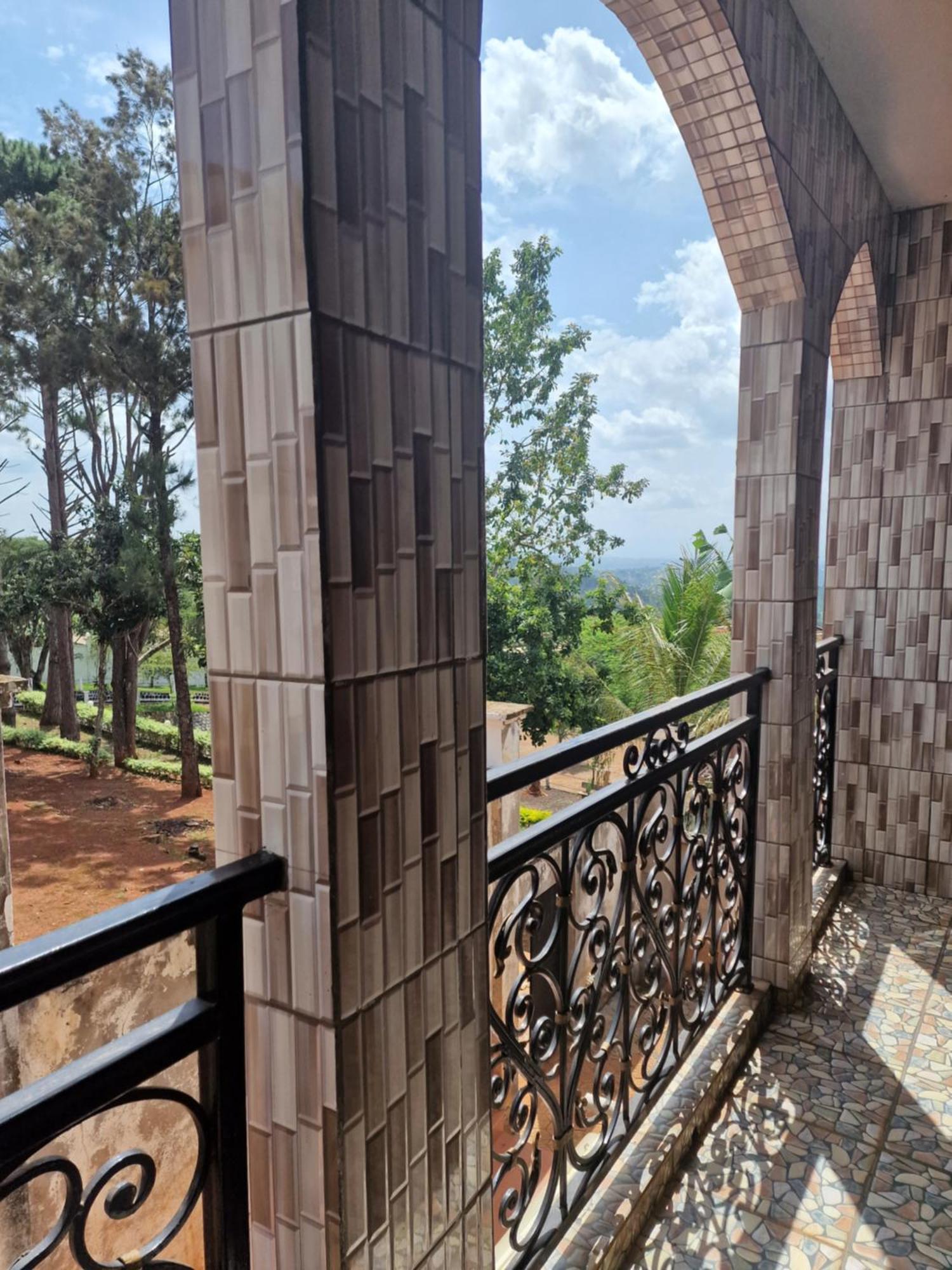 Residence Du Pelerin - Villa L'Ecrin De Verdure A Bandjoun المظهر الخارجي الصورة